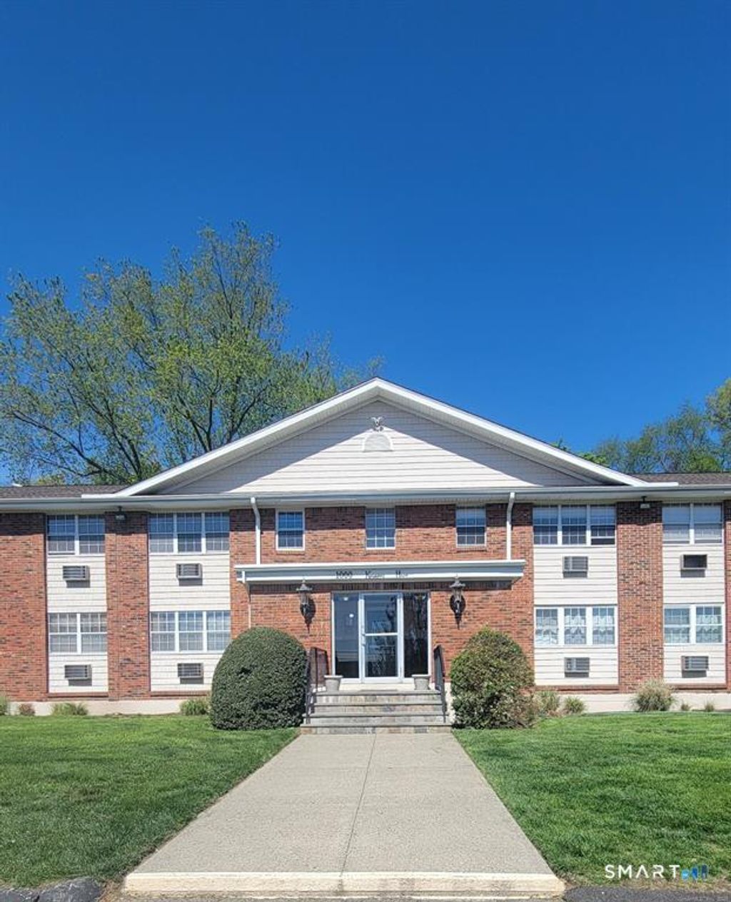 Photo of 1000 Knapps Highway #14, Fairfield, CT 06825 (MLS # 24158521)