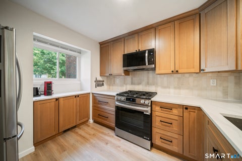 Tiny photo for 5 Danforth Lane #5, West Hartford, CT 06110 (MLS # 24205074)