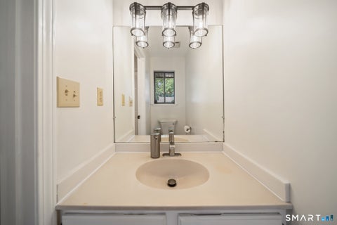 Tiny photo for 5 Danforth Lane #5, West Hartford, CT 06110 (MLS # 24205074)