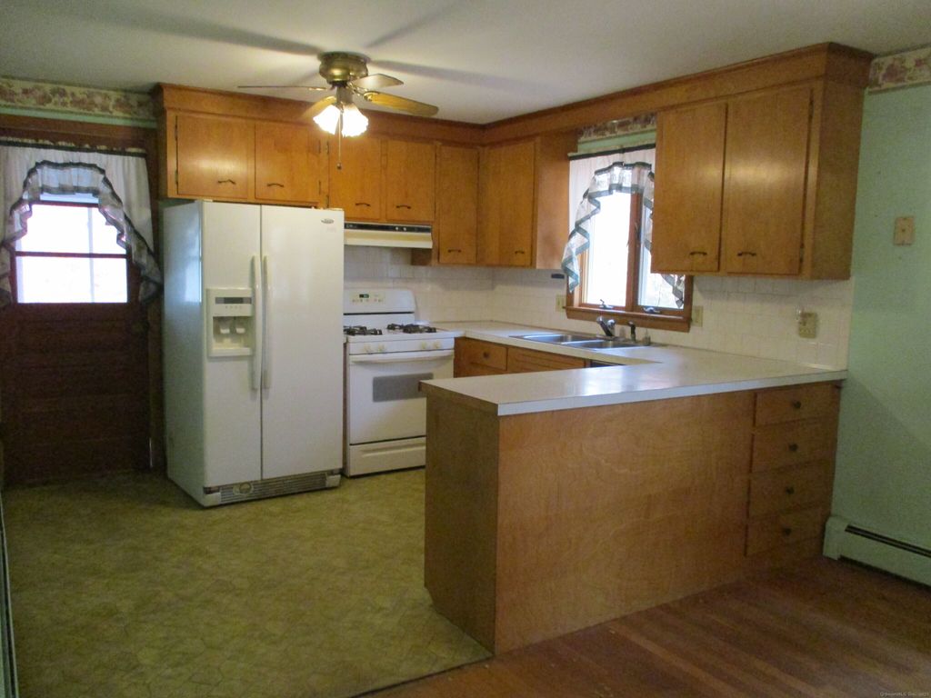 Photo of 21 Senexet Road, Putnam, CT 06260 (MLS # 24135824)