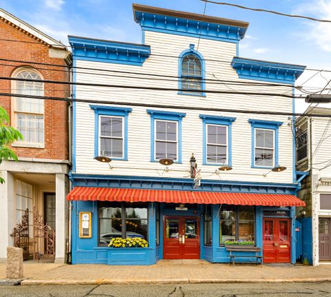 143 Water Street Stonington CT 06378