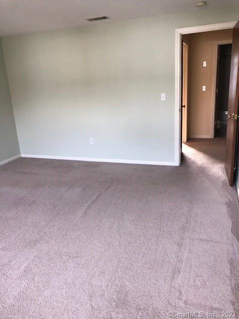 Glastonbury, Connecticut 06033, United States, 2 Bedrooms Bedrooms, ,2 BathroomsBathrooms,Residential,Active,139922