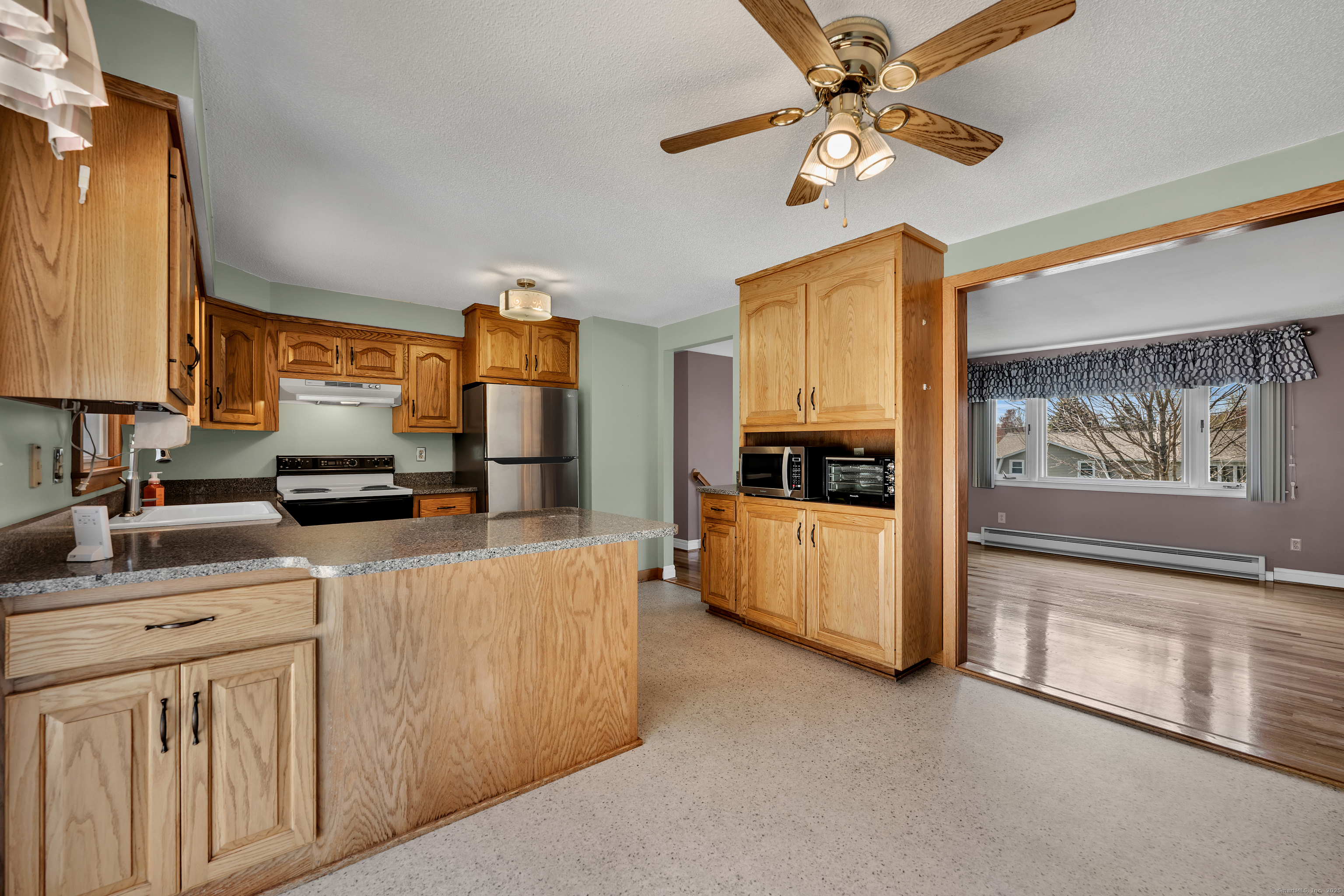 38 Seminary Street, Bristol, Connecticut image 3
