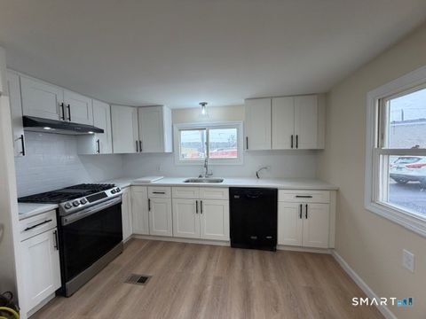 Photo of 55 Sugar Street #17, Newtown, CT 06470 (MLS # 24159645)