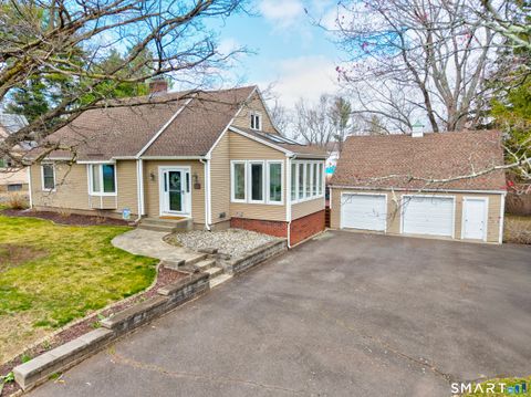 Photo of 21 Weymouth Road, Enfield, CT 06082 (MLS # 24165063)