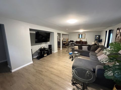 Tiny photo for 254 Norwich New London Turnpike #B, Montville, CT 06382 (MLS # 24135258)