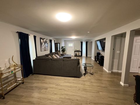 Tiny photo for 254 Norwich New London Turnpike #B, Montville, CT 06382 (MLS # 24135258)