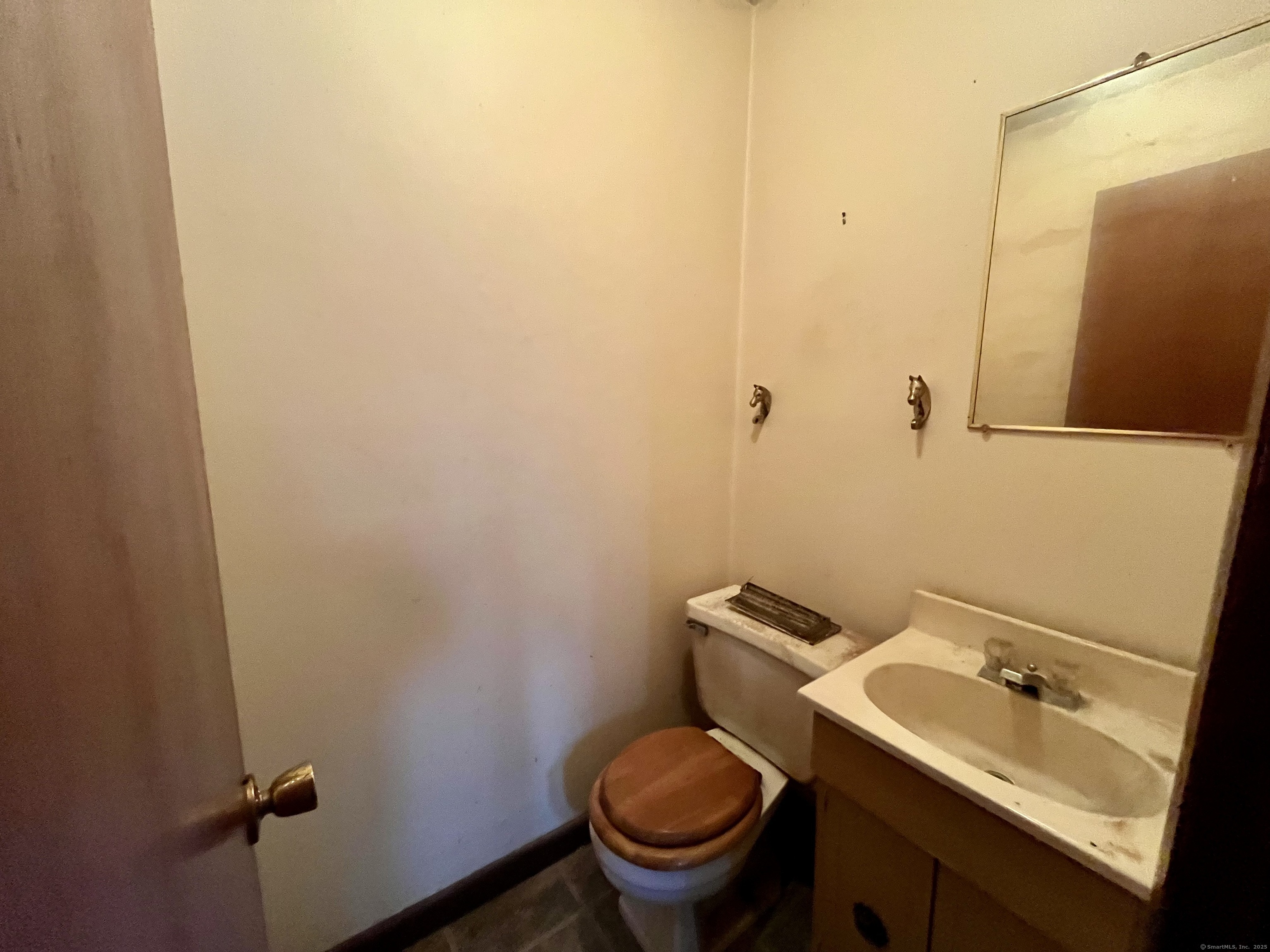 527 Hilliard Street #B, Manchester, Connecticut image 10