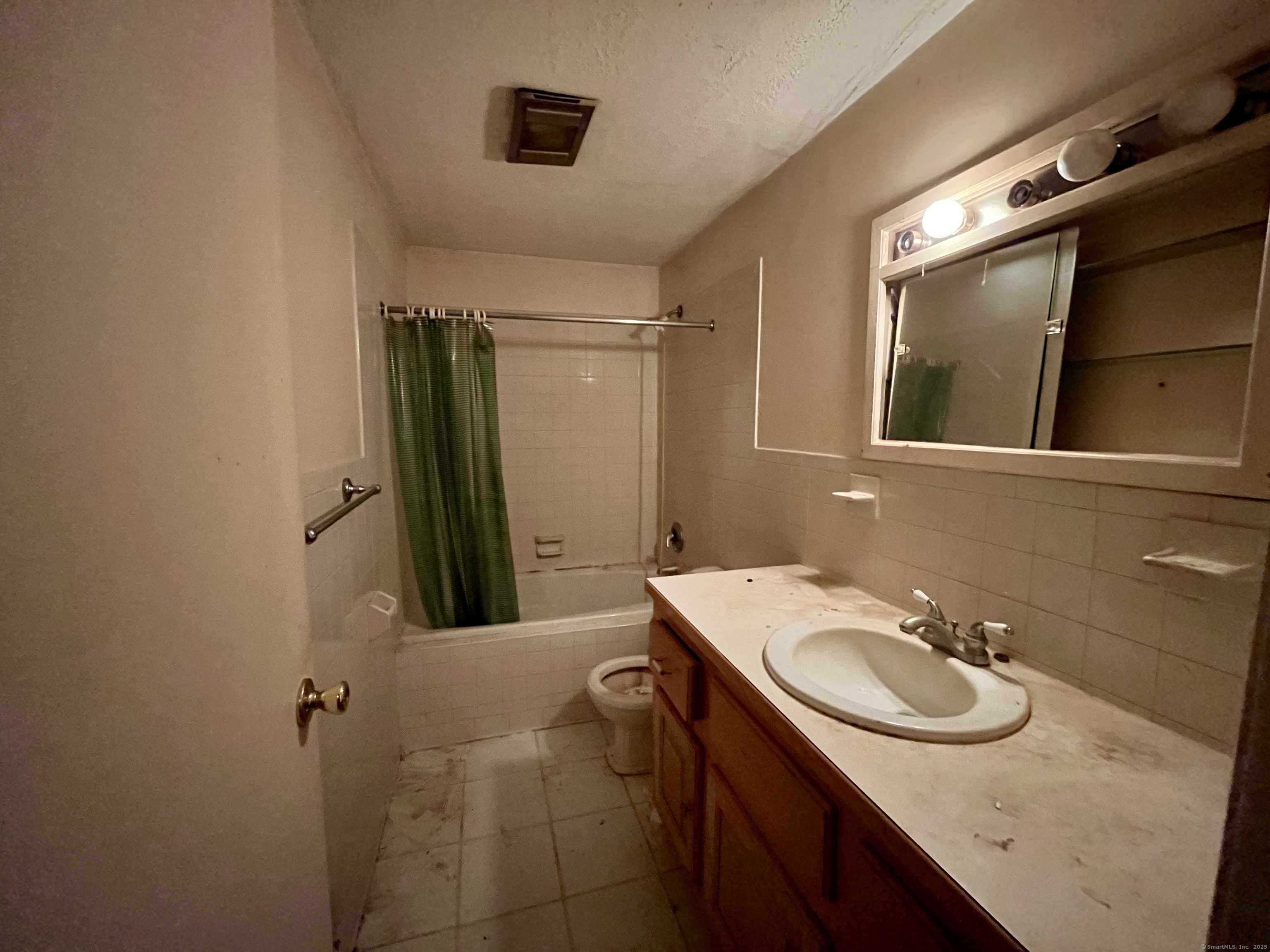 527 Hilliard Street #B, Manchester, Connecticut image 17