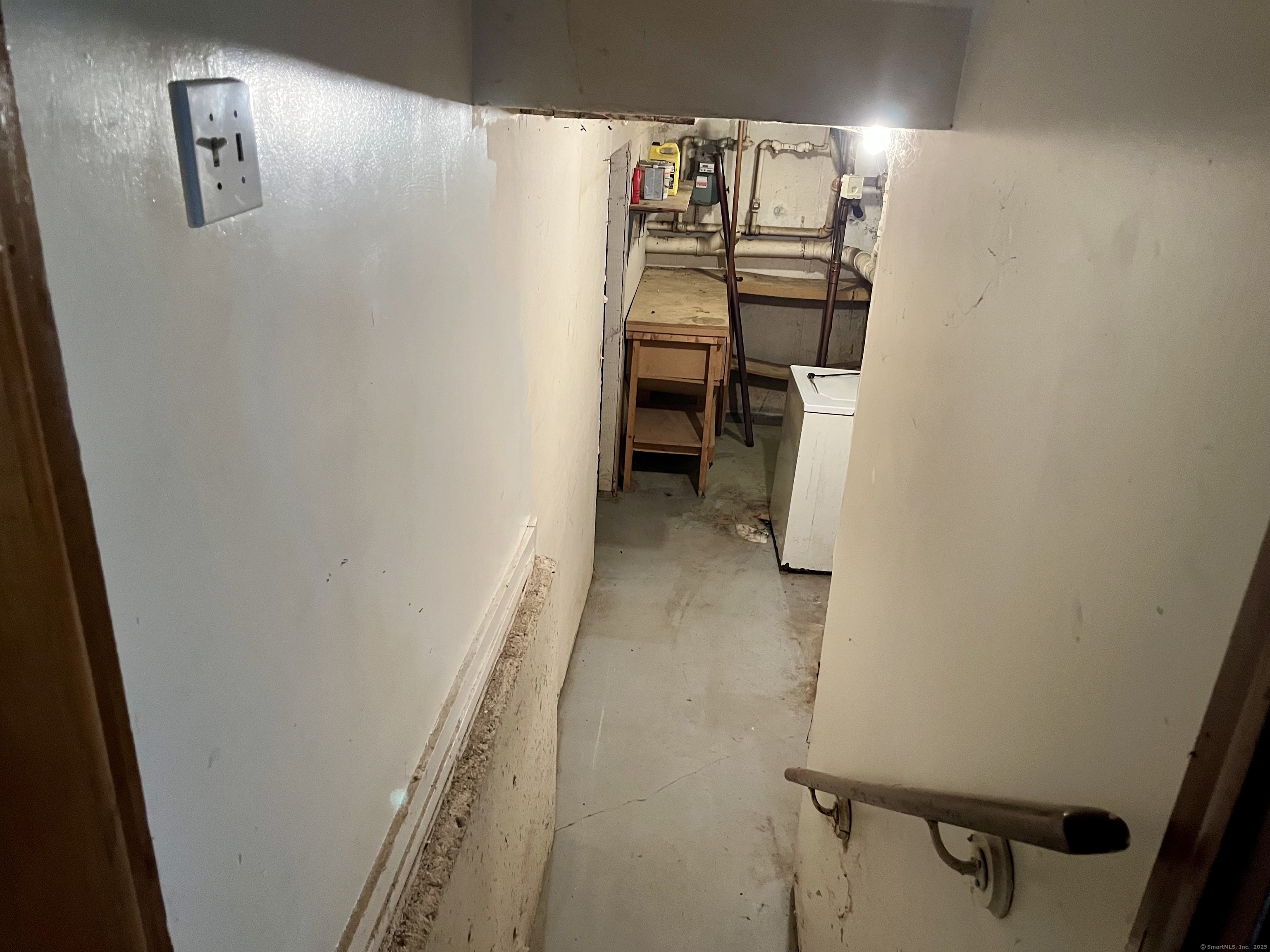 527 Hilliard Street #B, Manchester, Connecticut image 18