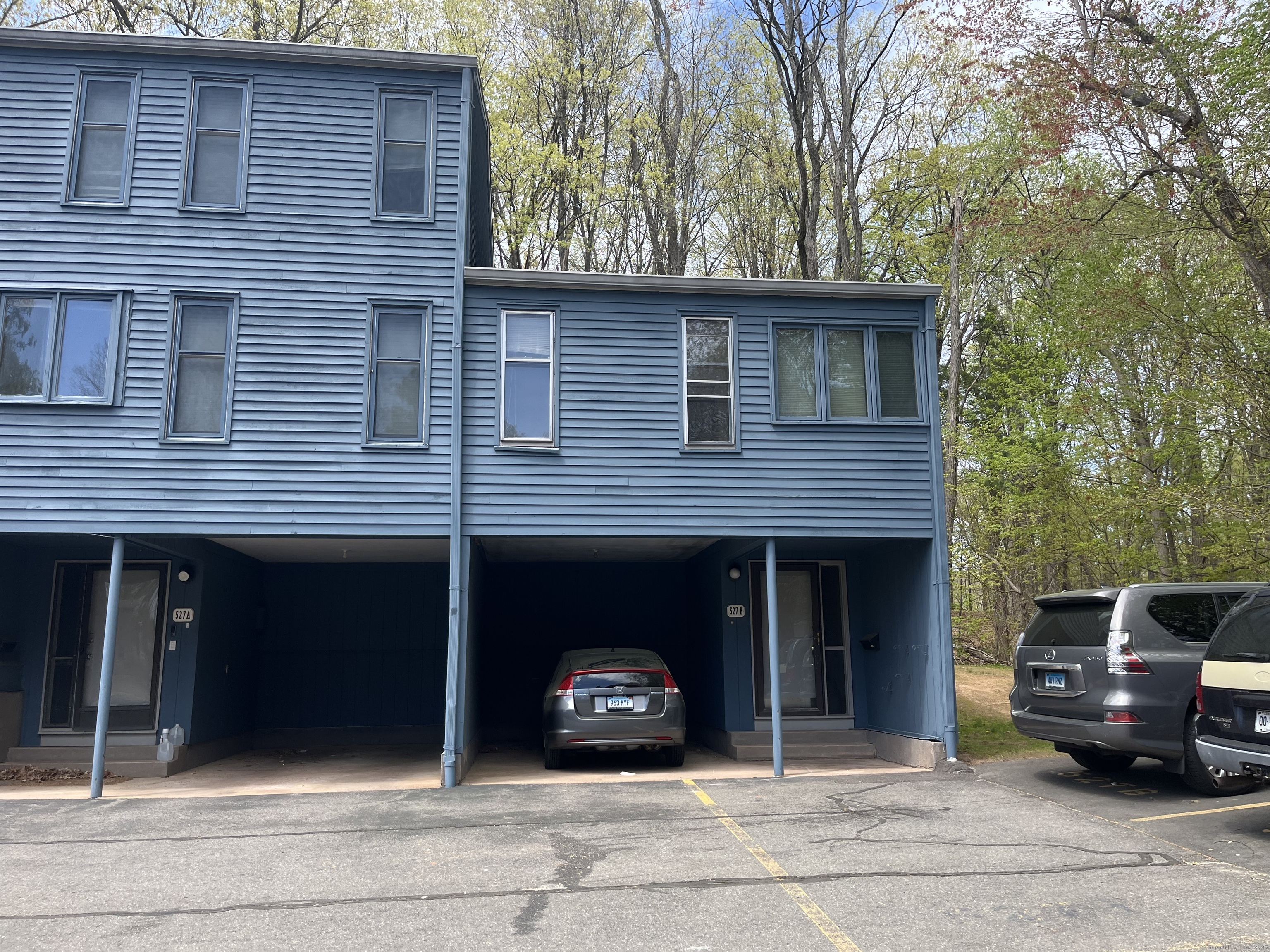 527 Hilliard Street #B, Manchester, Connecticut image 3