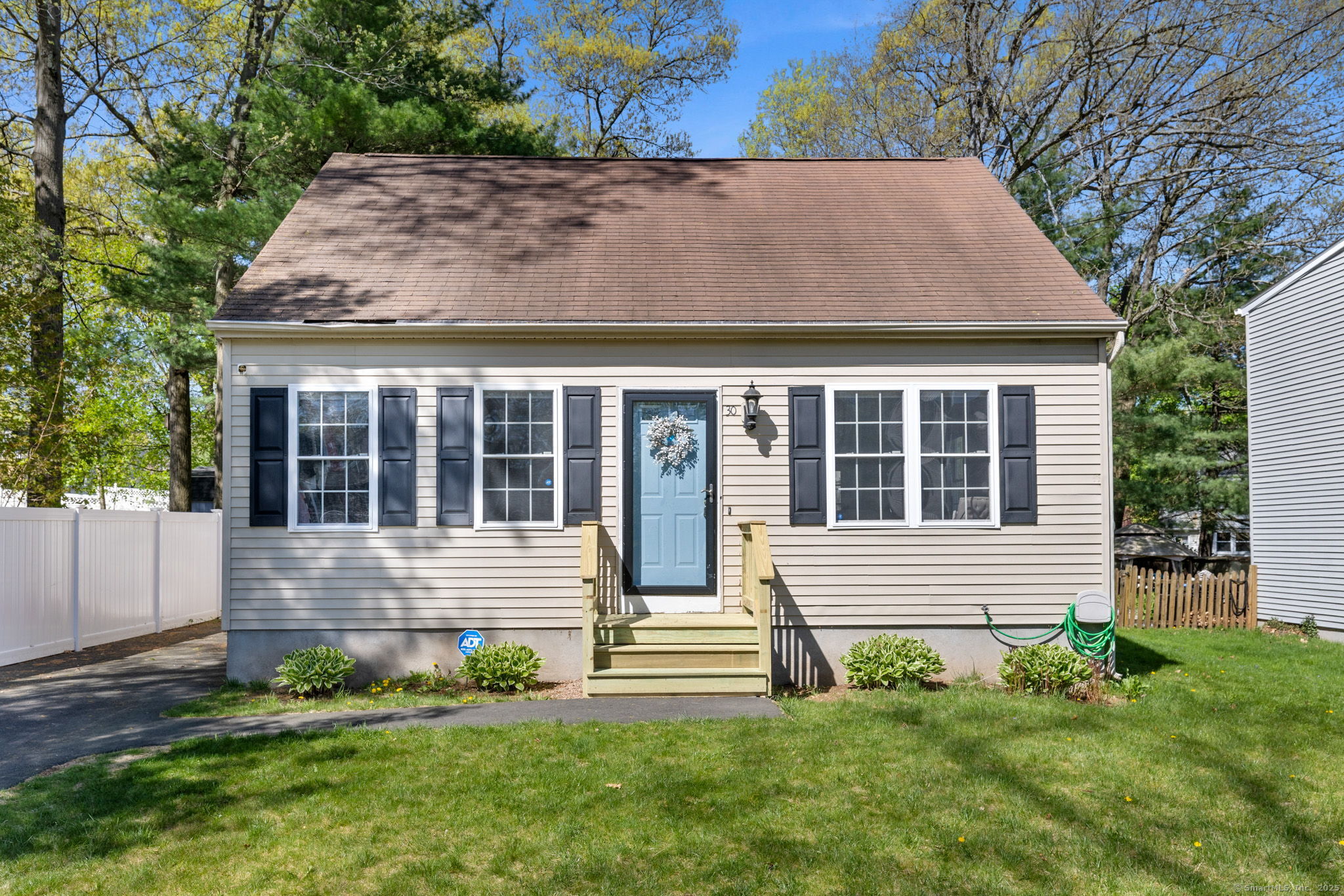 30 Oakland Terrace, Manchester, Connecticut image 1