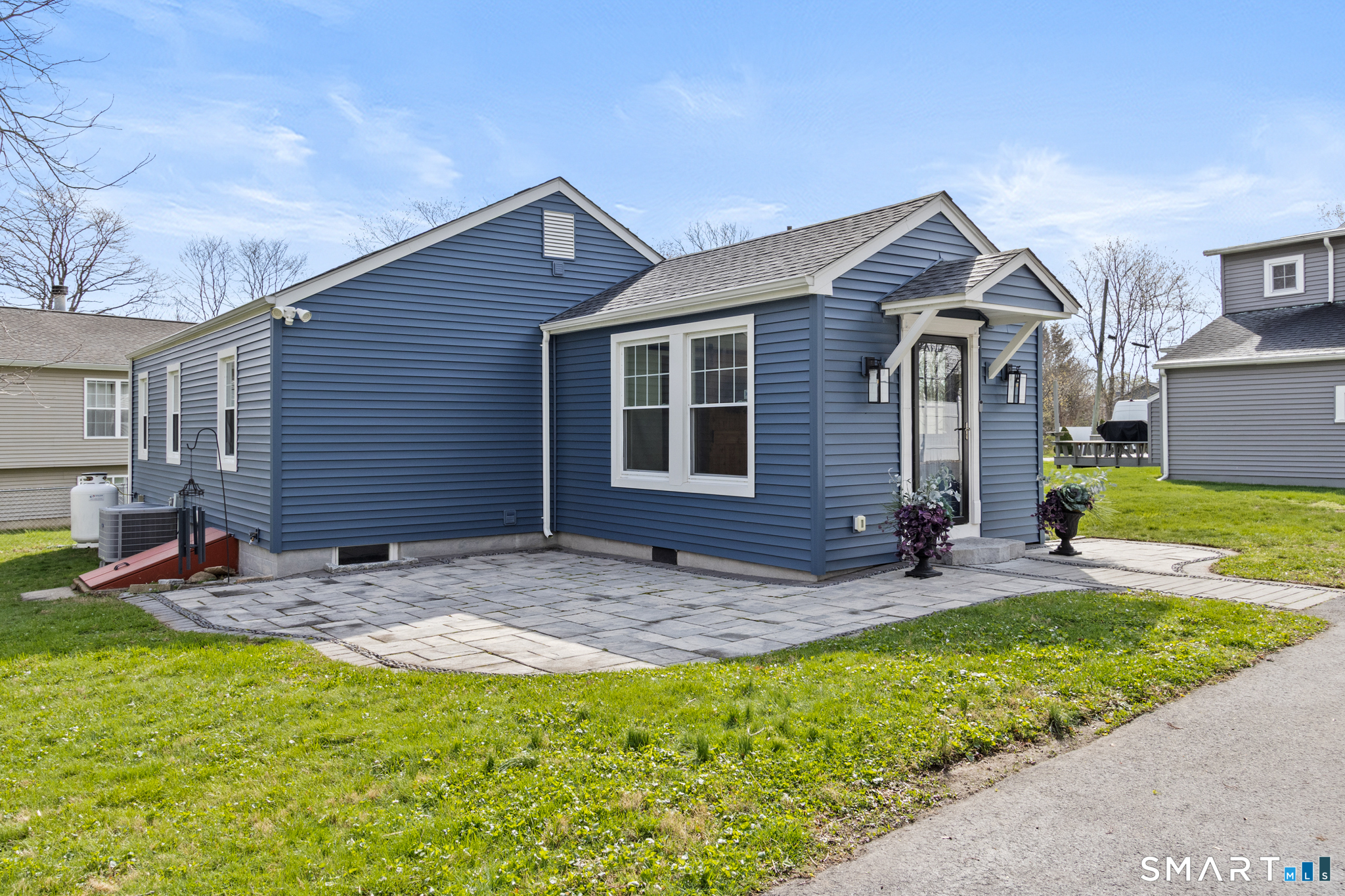 10 Pattagansett Court