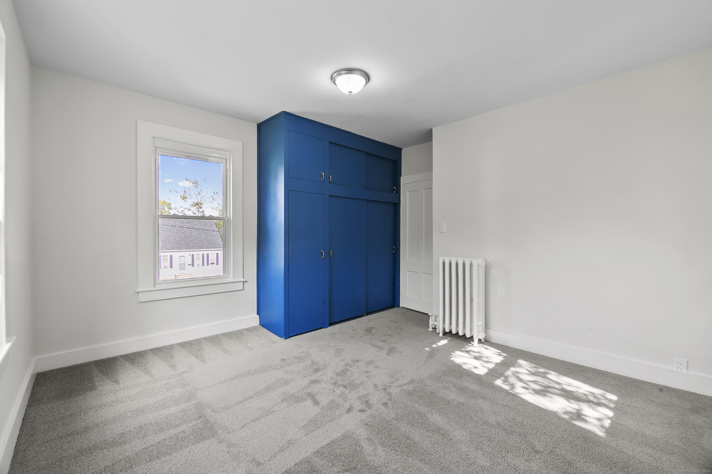 Meriden, Connecticut 06450, United States, 3 Bedrooms Bedrooms, ,1 BathroomBathrooms,Residential,Pending,43747