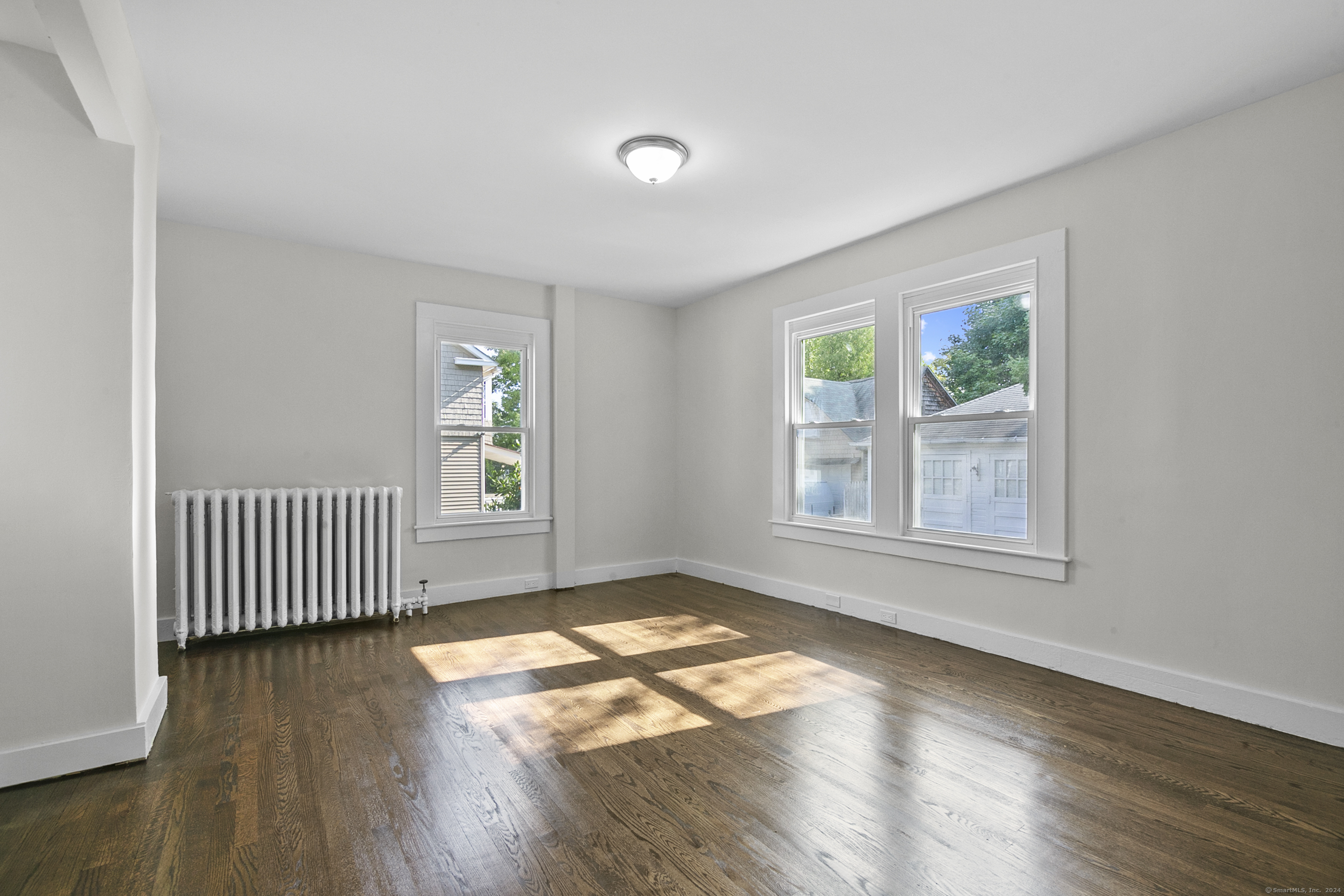 Meriden, Connecticut 06450, United States, 3 Bedrooms Bedrooms, ,1 BathroomBathrooms,Residential,Pending,43747