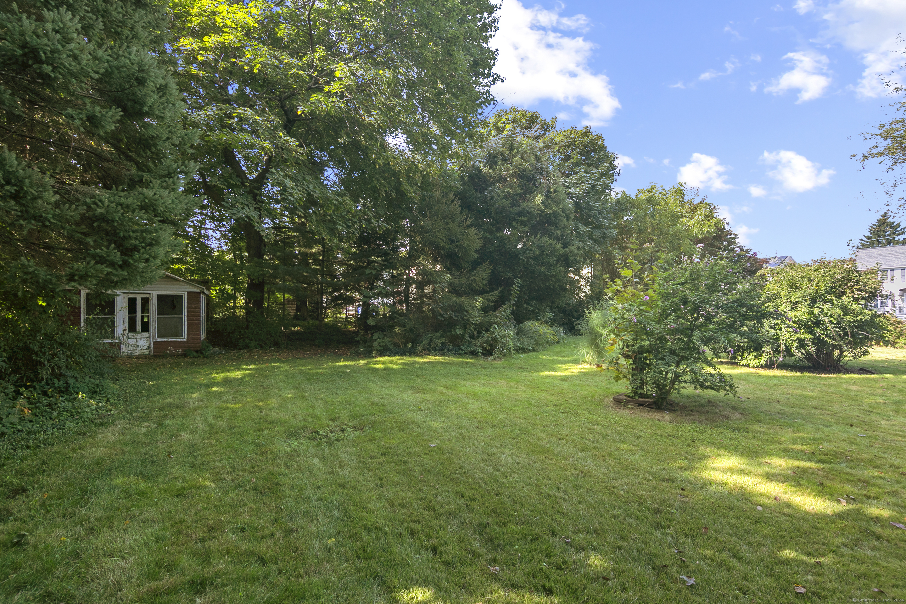 Meriden, Connecticut 06450, United States, 3 Bedrooms Bedrooms, ,1 BathroomBathrooms,Residential,Pending,43747