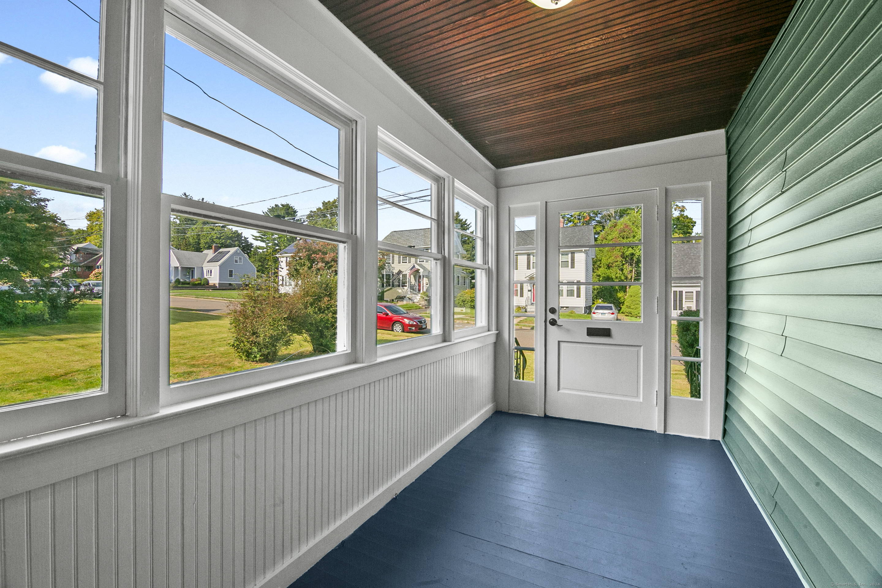 Meriden, Connecticut 06450, United States, 3 Bedrooms Bedrooms, ,1 BathroomBathrooms,Residential,Pending,43747