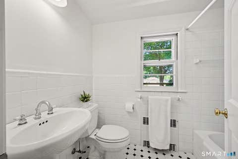 Tiny photo for 8 Ernel Drive, Greenwich, CT 06878 (MLS # 24183181)