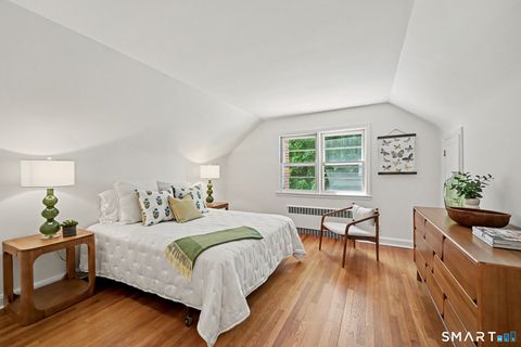 Tiny photo for 8 Ernel Drive, Greenwich, CT 06878 (MLS # 24183181)