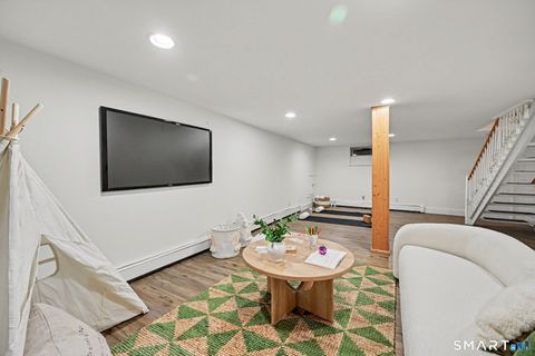 Tiny photo for 8 Ernel Drive, Greenwich, CT 06878 (MLS # 24183181)