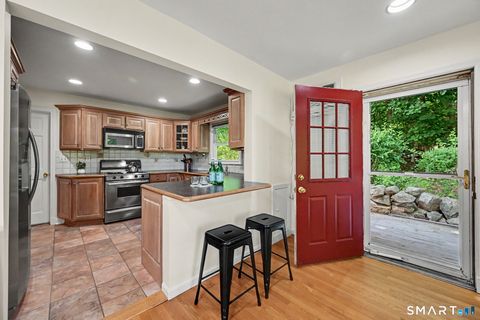 Tiny photo for 8 Ernel Drive, Greenwich, CT 06878 (MLS # 24183181)