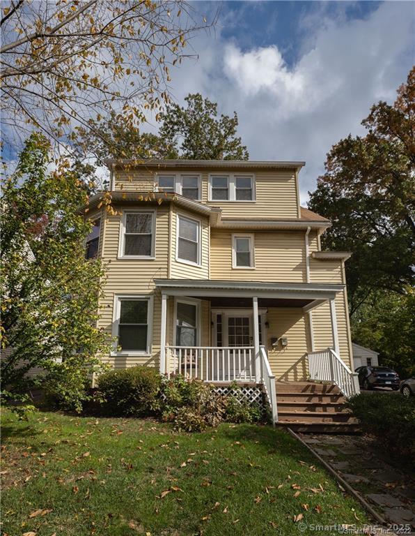Trout Brook Drive, West Hartford, Connecticut - 2 Bedrooms  
1 Bathrooms  
6 Rooms - 