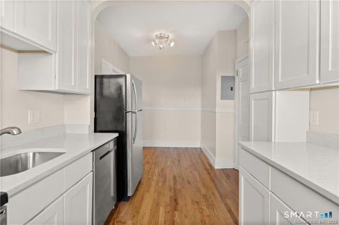 Tiny photo for 4 Highland Street #B3, West Hartford, CT 06119 (MLS # 24201540)