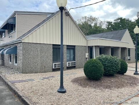 Photo of 375 Mather Street #4, Hamden, CT 06514 (MLS # 24128506)