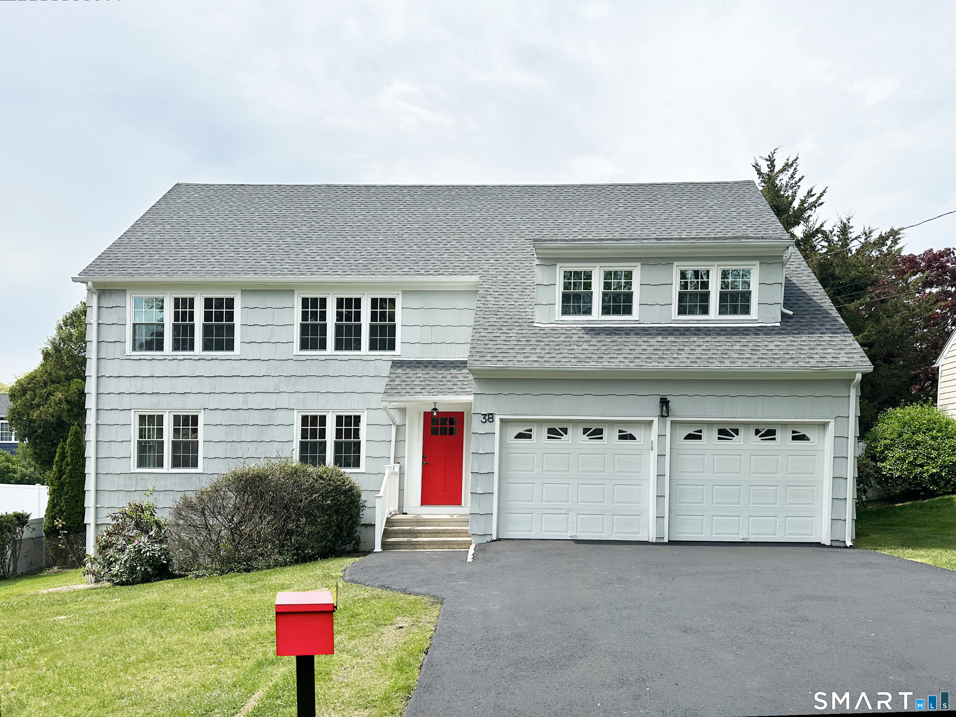 38 Pepperbush Lane