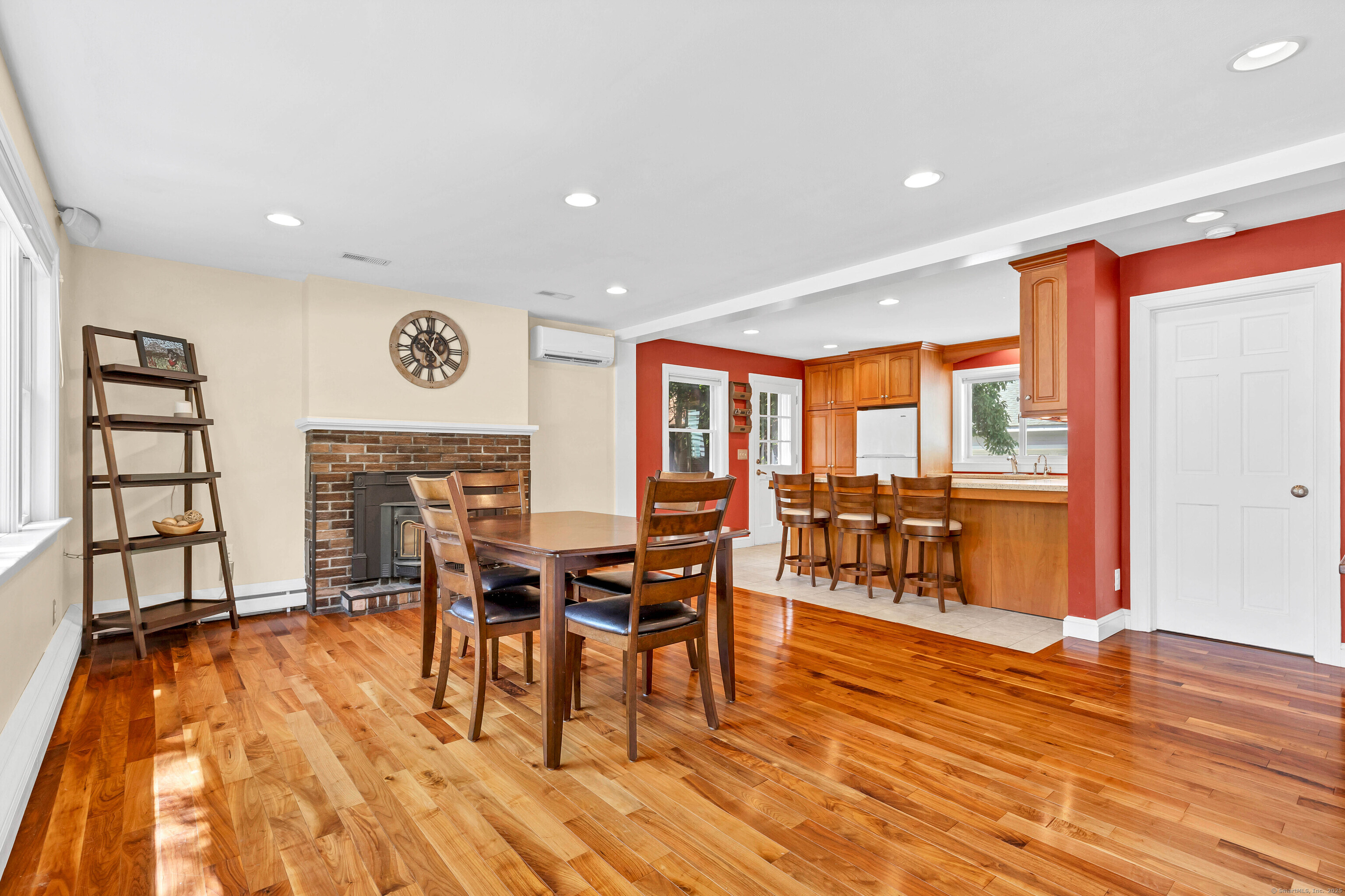 26 Westwood Drive, Groton, Connecticut image 6