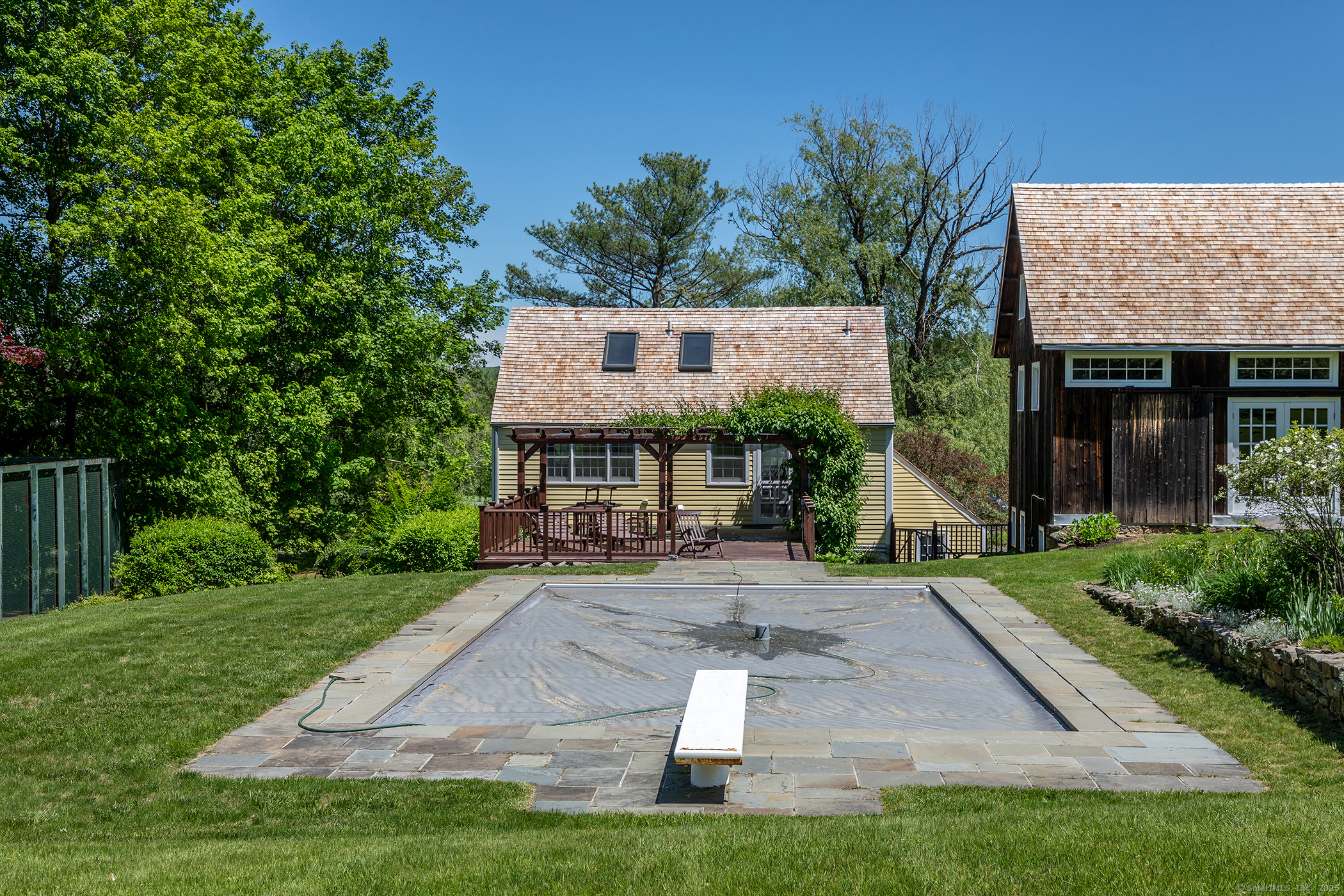 9 Mallory Brook Road