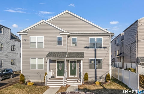 Photo of 92 Lincoln Avenue, Bridgeport, CT 06606 (MLS # 24195697)