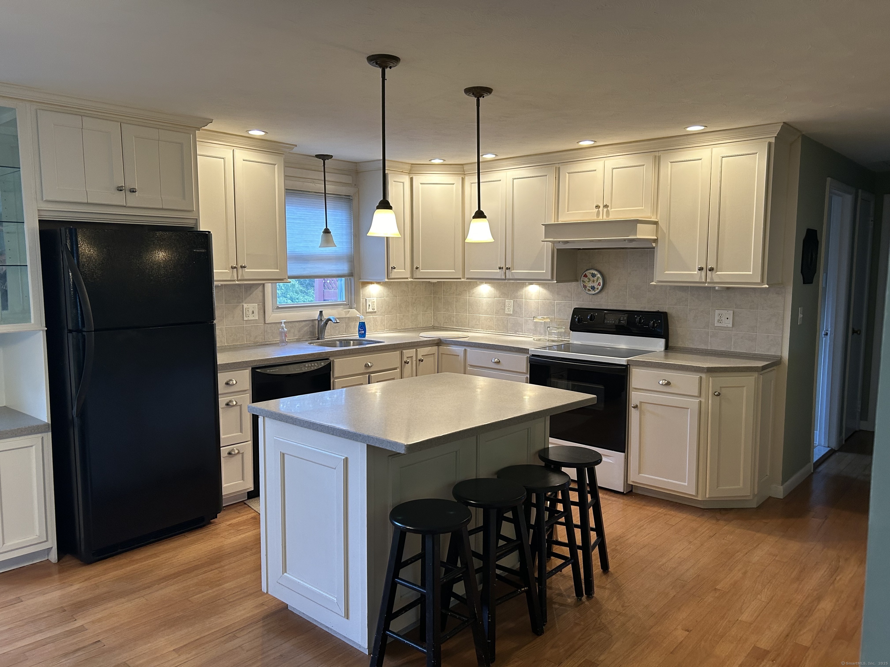36 Knight Street, Wethersfield, Connecticut image 4