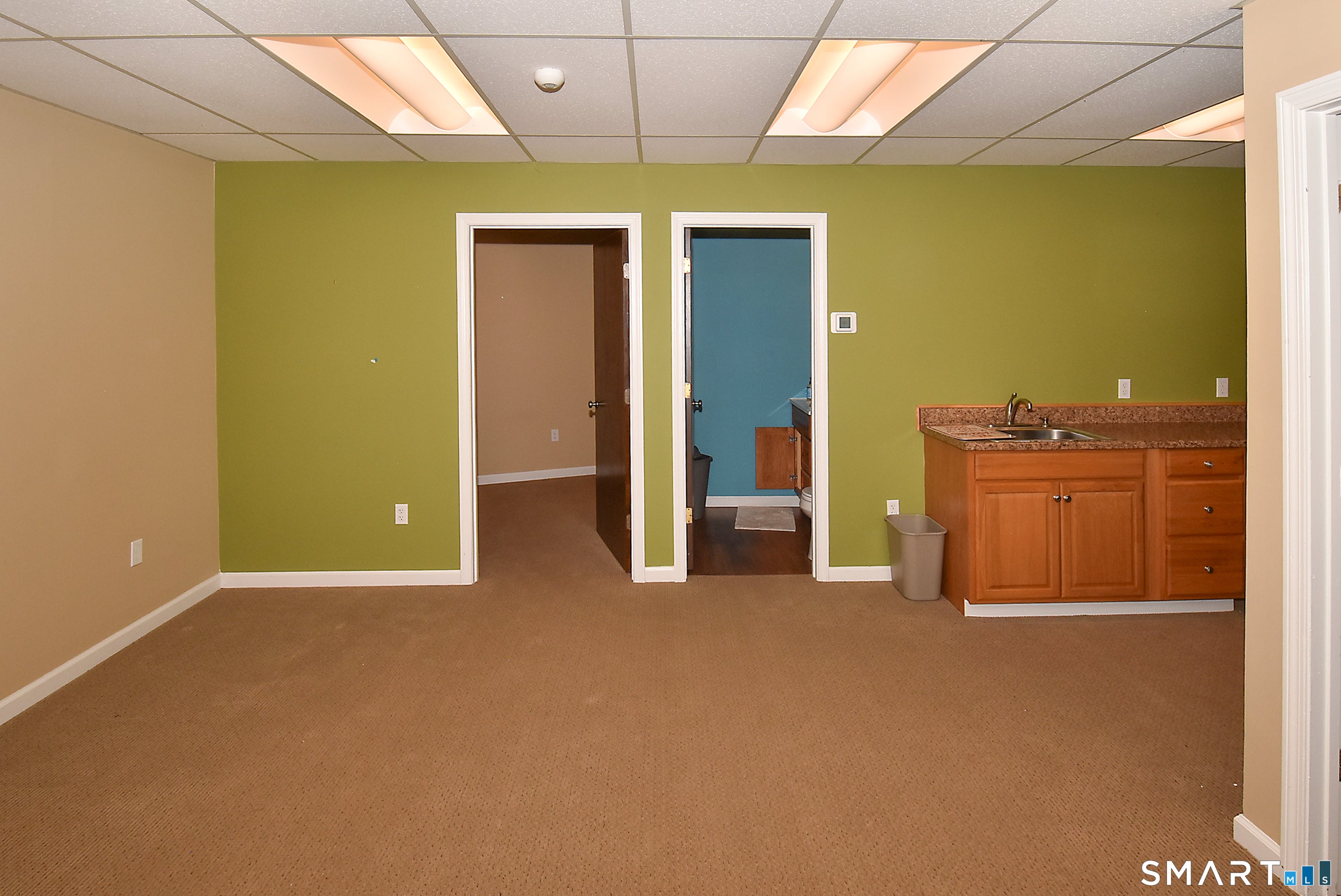 400 Chapel Road 2C & 2D