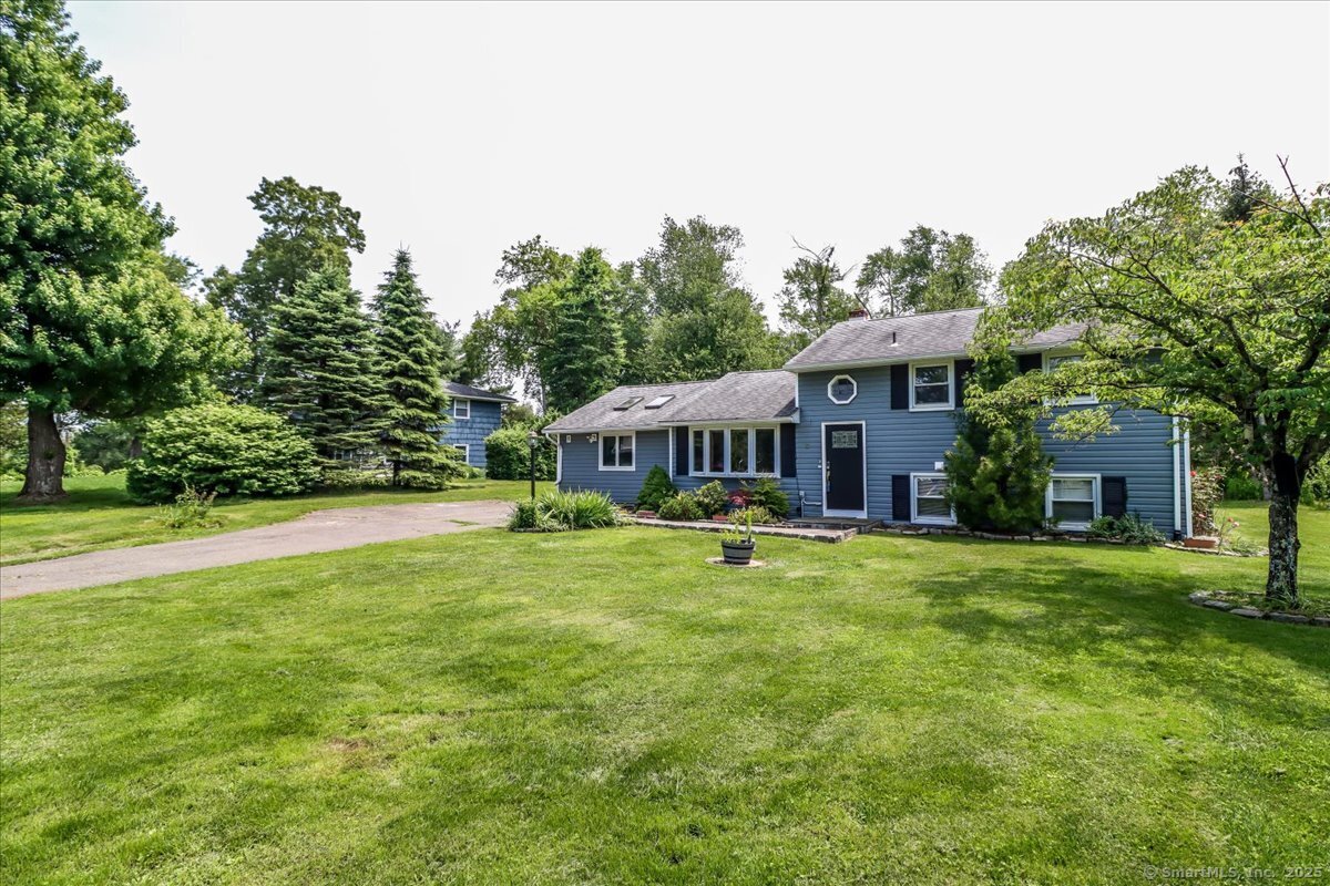 22 Woodview Drive