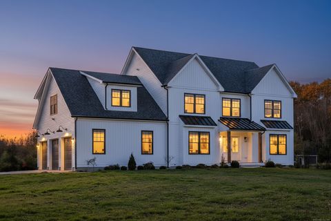 Photo of 15 Rocco Drive, East Lyme, CT 06333 (MLS # 24138020)