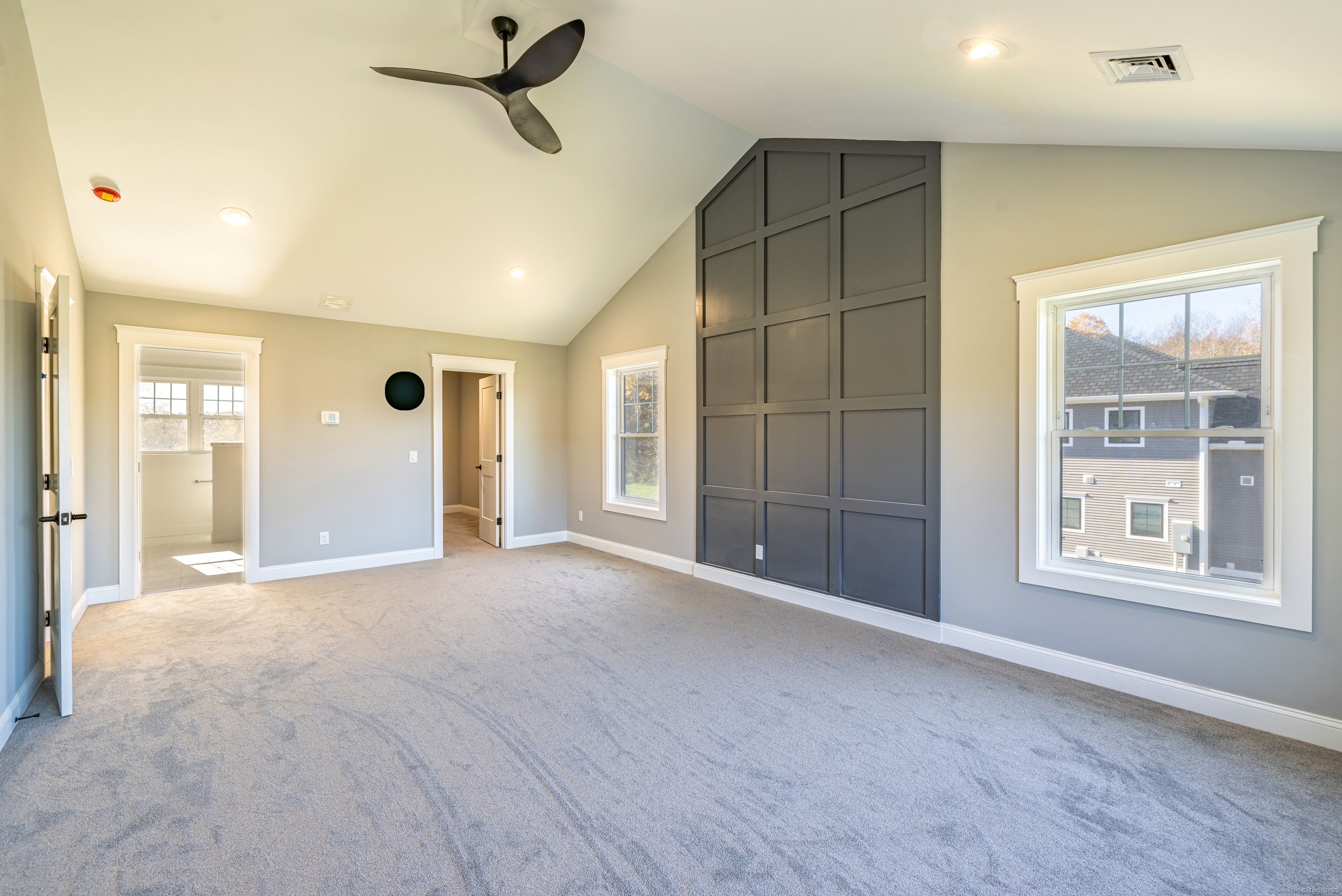 East Lyme, Connecticut 06333, United States, 4 Bedrooms Bedrooms, ,3 BathroomsBathrooms,Residential,Active,239361