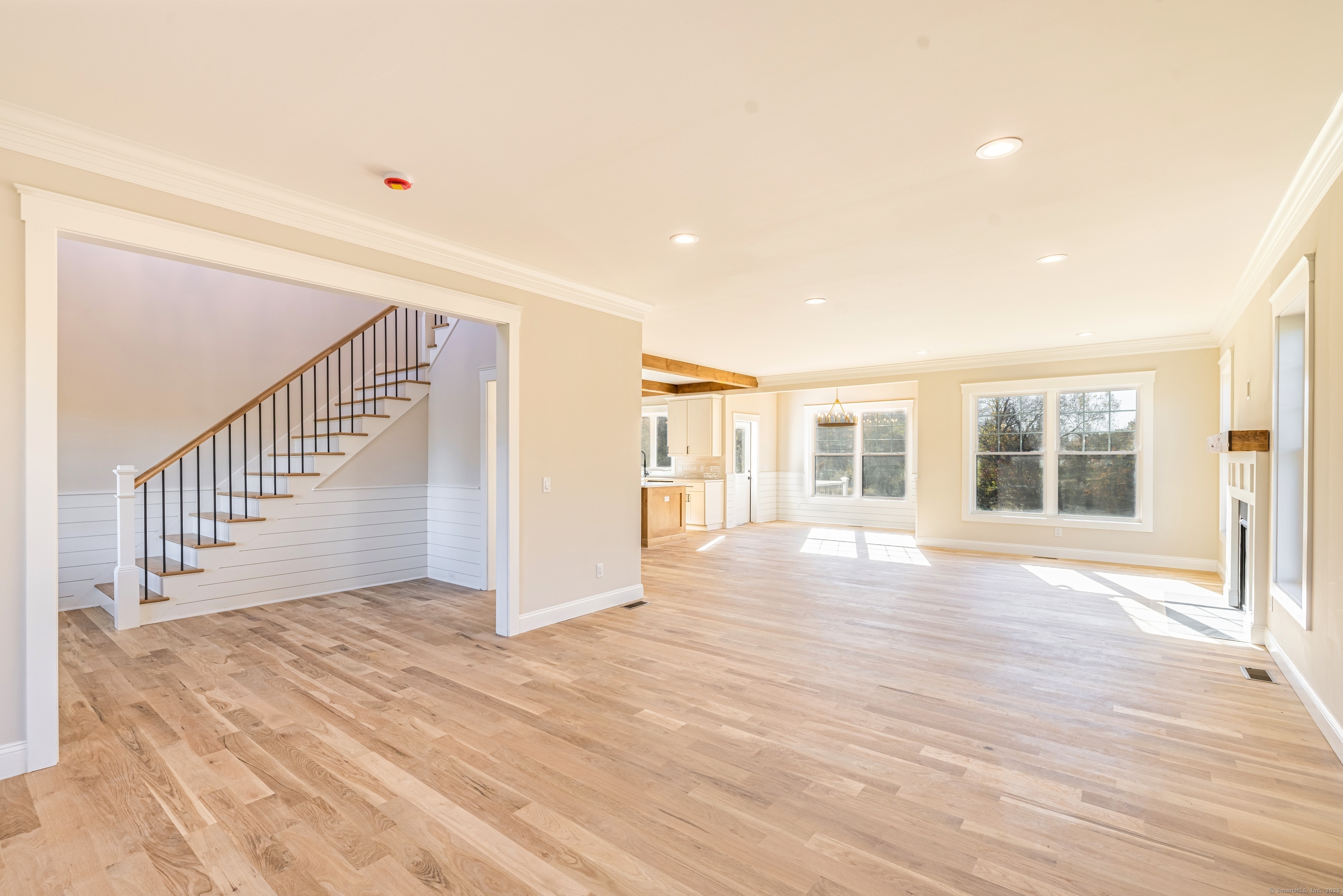 East Lyme, Connecticut 06333, United States, 4 Bedrooms Bedrooms, ,3 BathroomsBathrooms,Residential,Active,239361