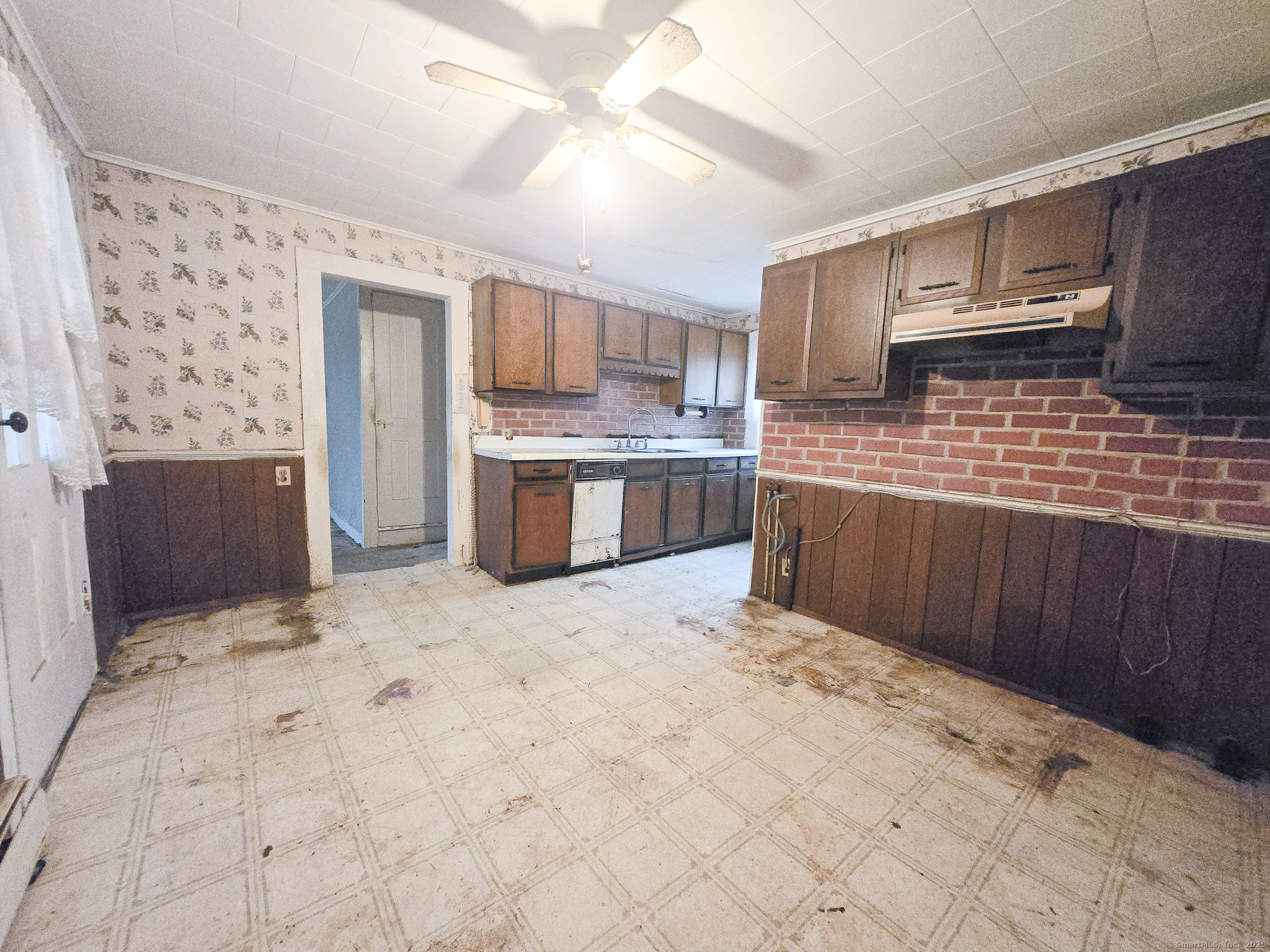 59 Main Street, East Windsor, Connecticut image 8