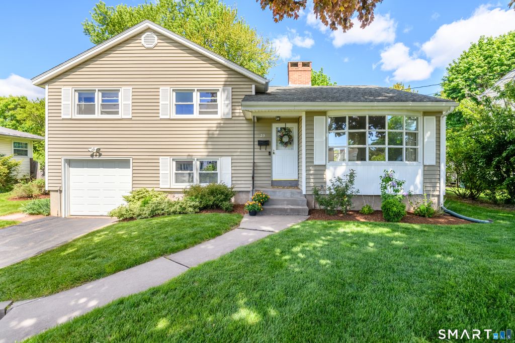 Photo of 35 High Ridge Drive, Newington, CT 06111 (MLS # 24174464)