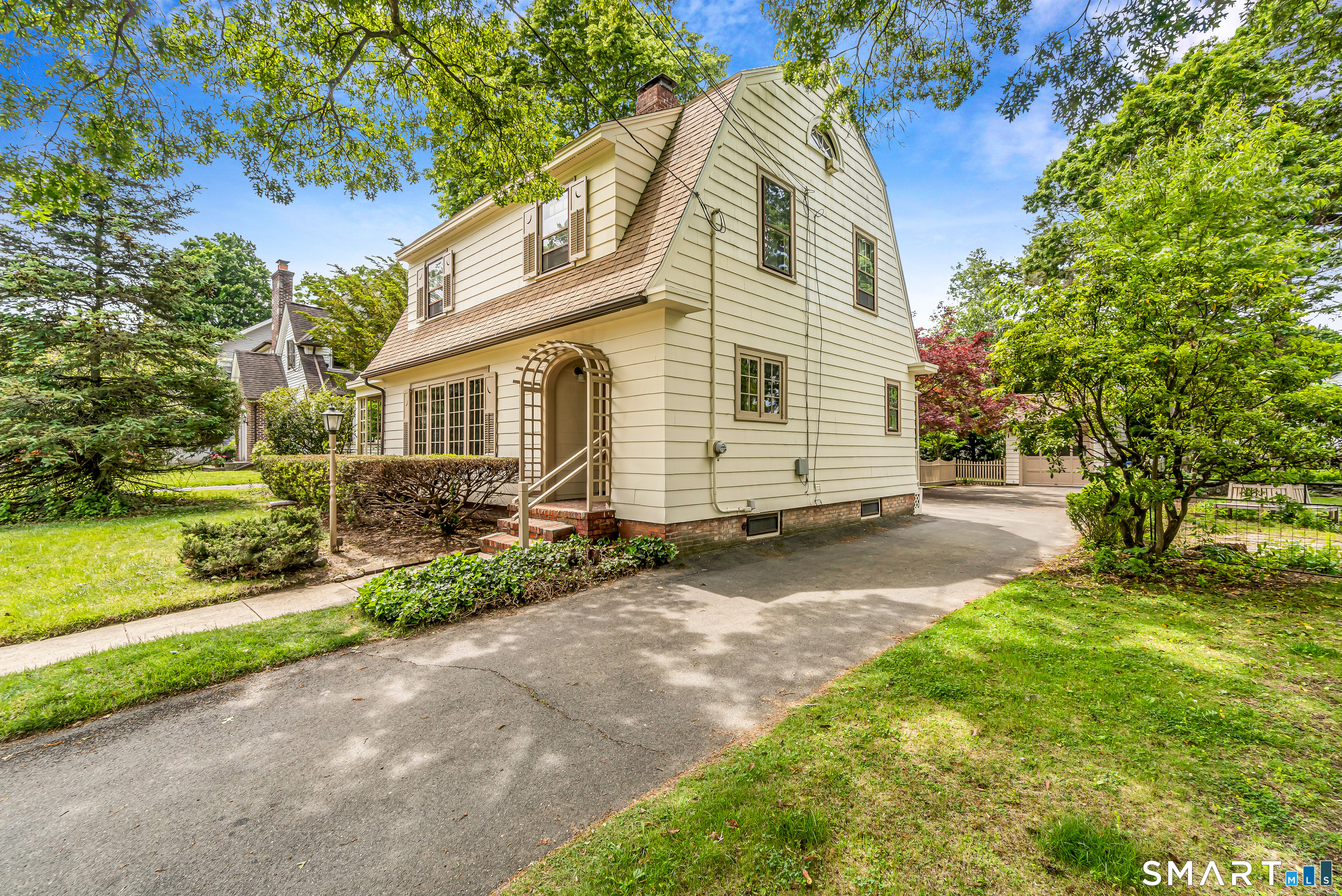 88 Coniston Avenue