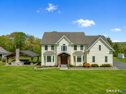 Photo of 94 Cooks Lane, Guilford, CT 06437 (MLS # 24173850)