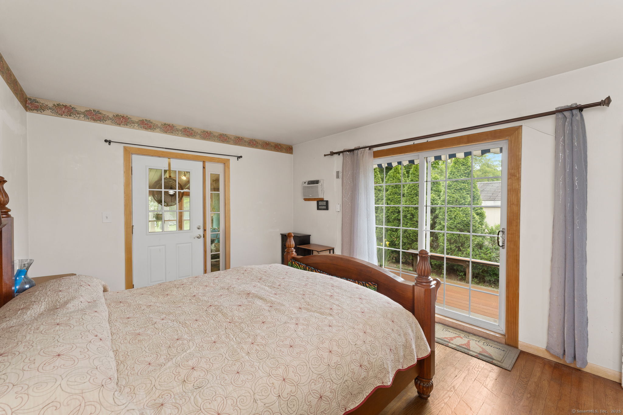 Bristol, Connecticut 06010, United States, 3 Bedrooms Bedrooms, ,2 BathroomsBathrooms,Residential,Active,162597