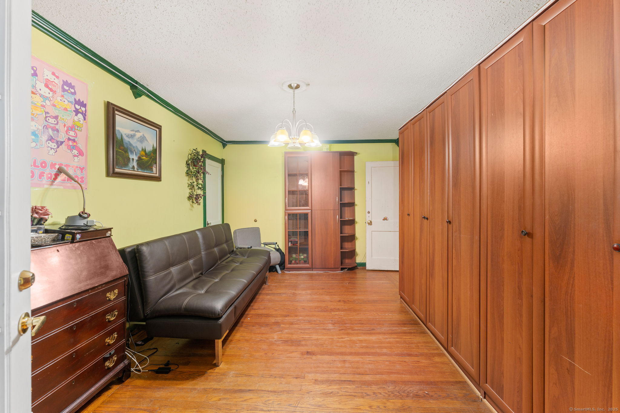 Bristol, Connecticut 06010, United States, 3 Bedrooms Bedrooms, ,2 BathroomsBathrooms,Residential,Active,162597