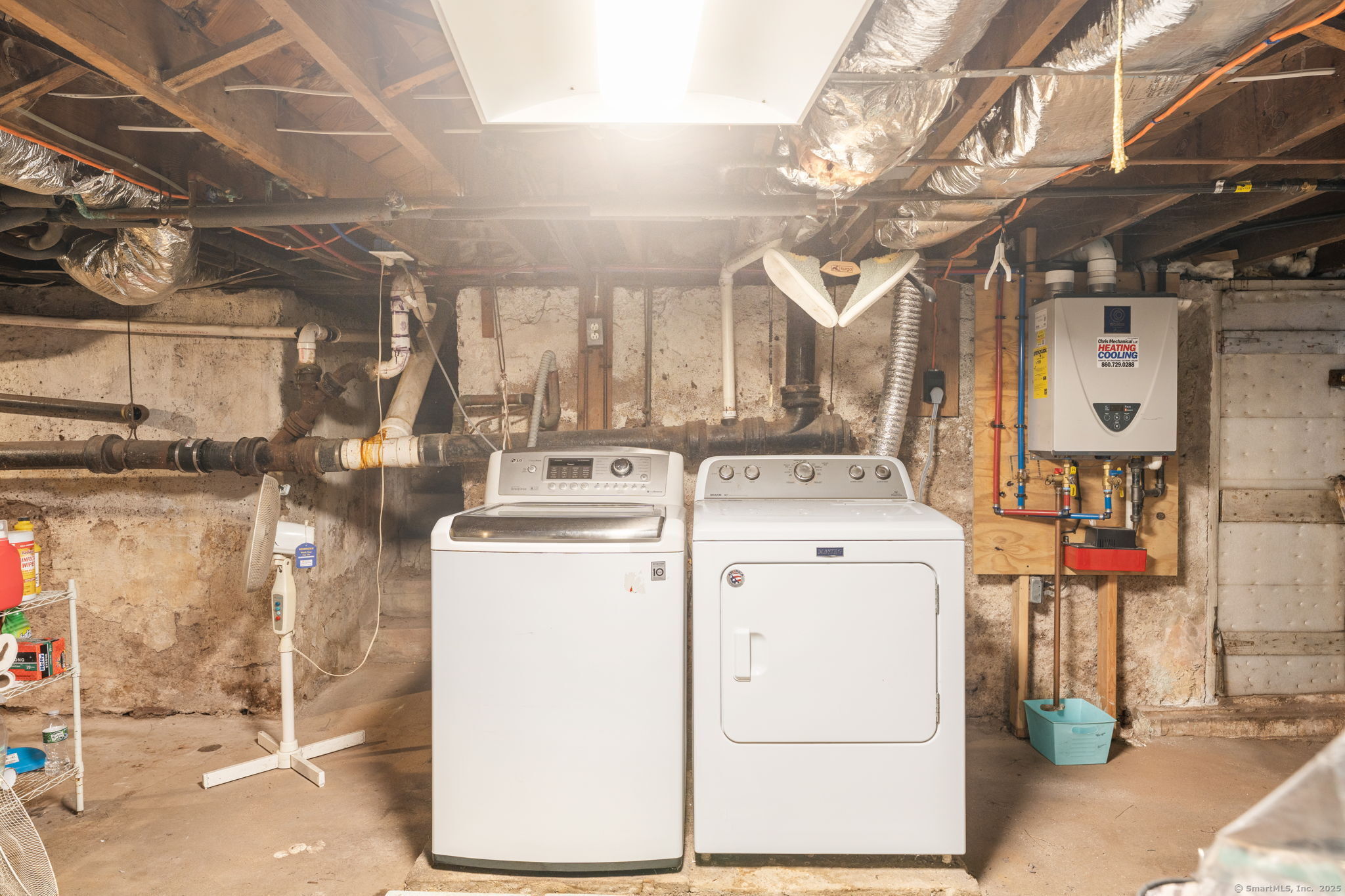 Bristol, Connecticut 06010, United States, 3 Bedrooms Bedrooms, ,2 BathroomsBathrooms,Residential,Active,162597