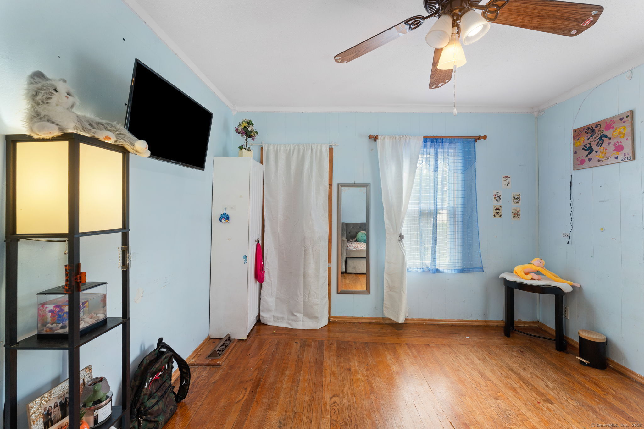 Bristol, Connecticut 06010, United States, 3 Bedrooms Bedrooms, ,2 BathroomsBathrooms,Residential,Active,162597