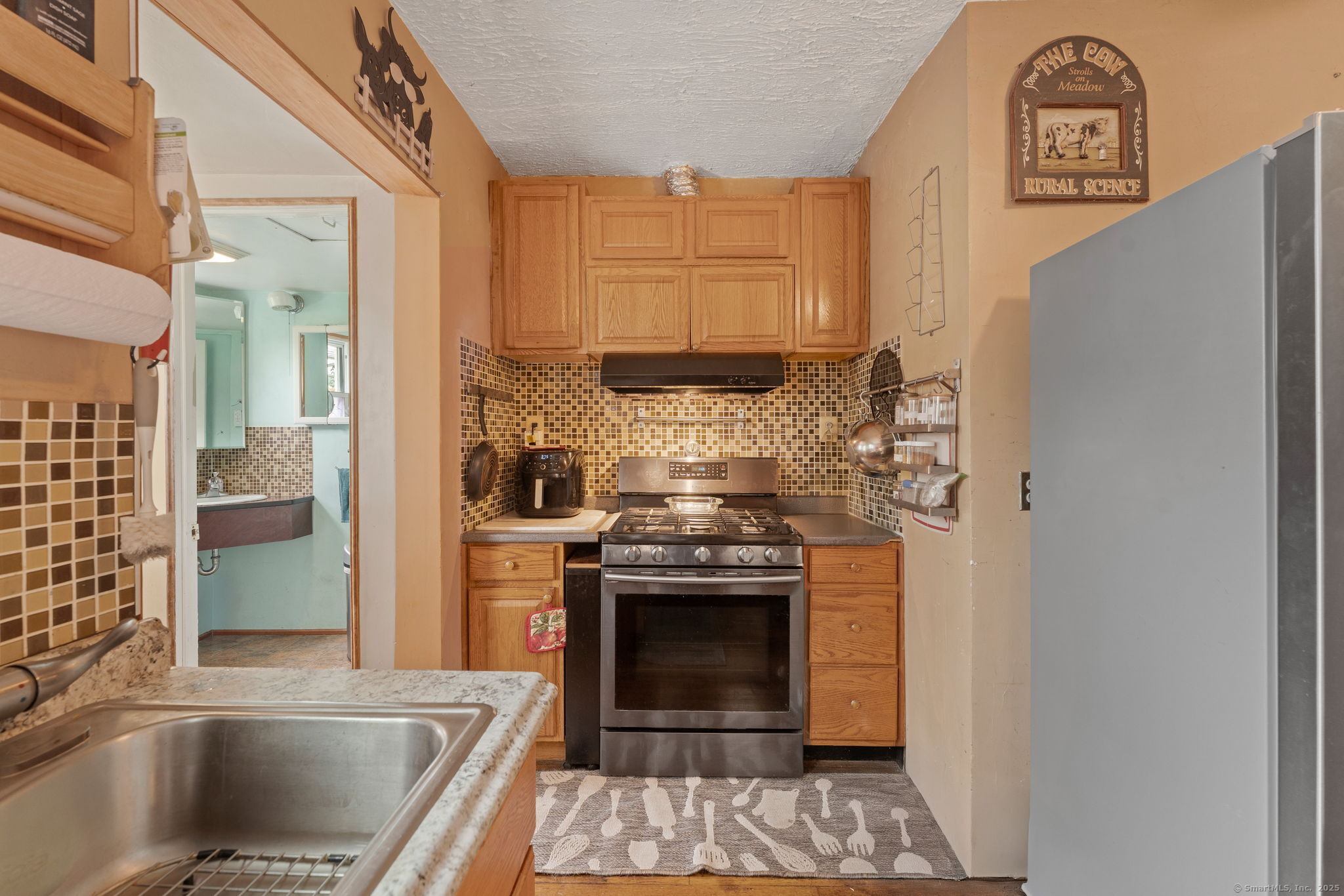 Bristol, Connecticut 06010, United States, 3 Bedrooms Bedrooms, ,2 BathroomsBathrooms,Residential,Active,162597