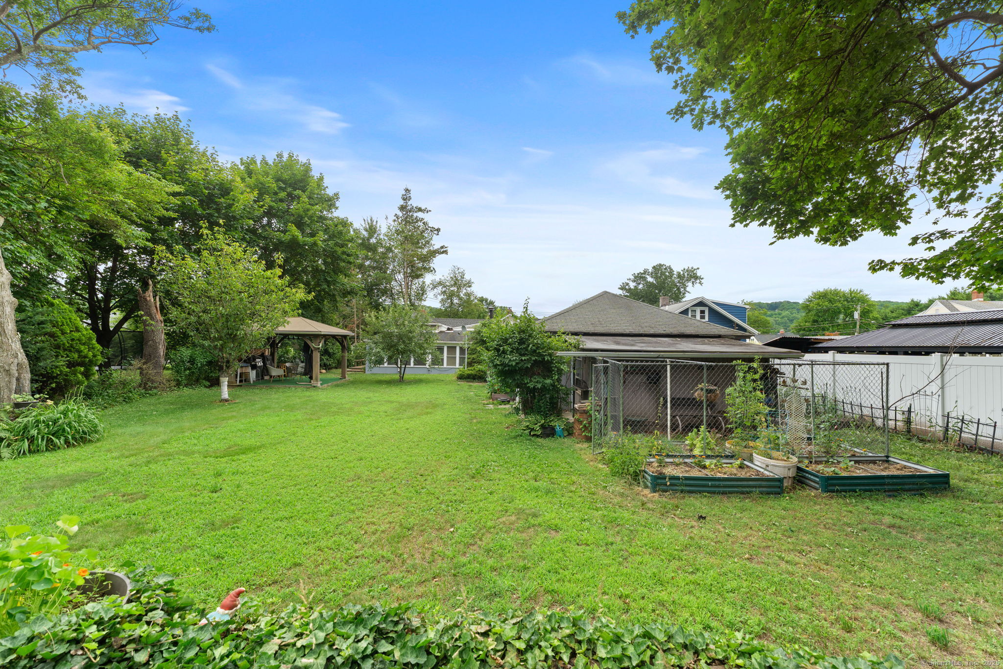 Bristol, Connecticut 06010, United States, 3 Bedrooms Bedrooms, ,2 BathroomsBathrooms,Residential,Active,162597