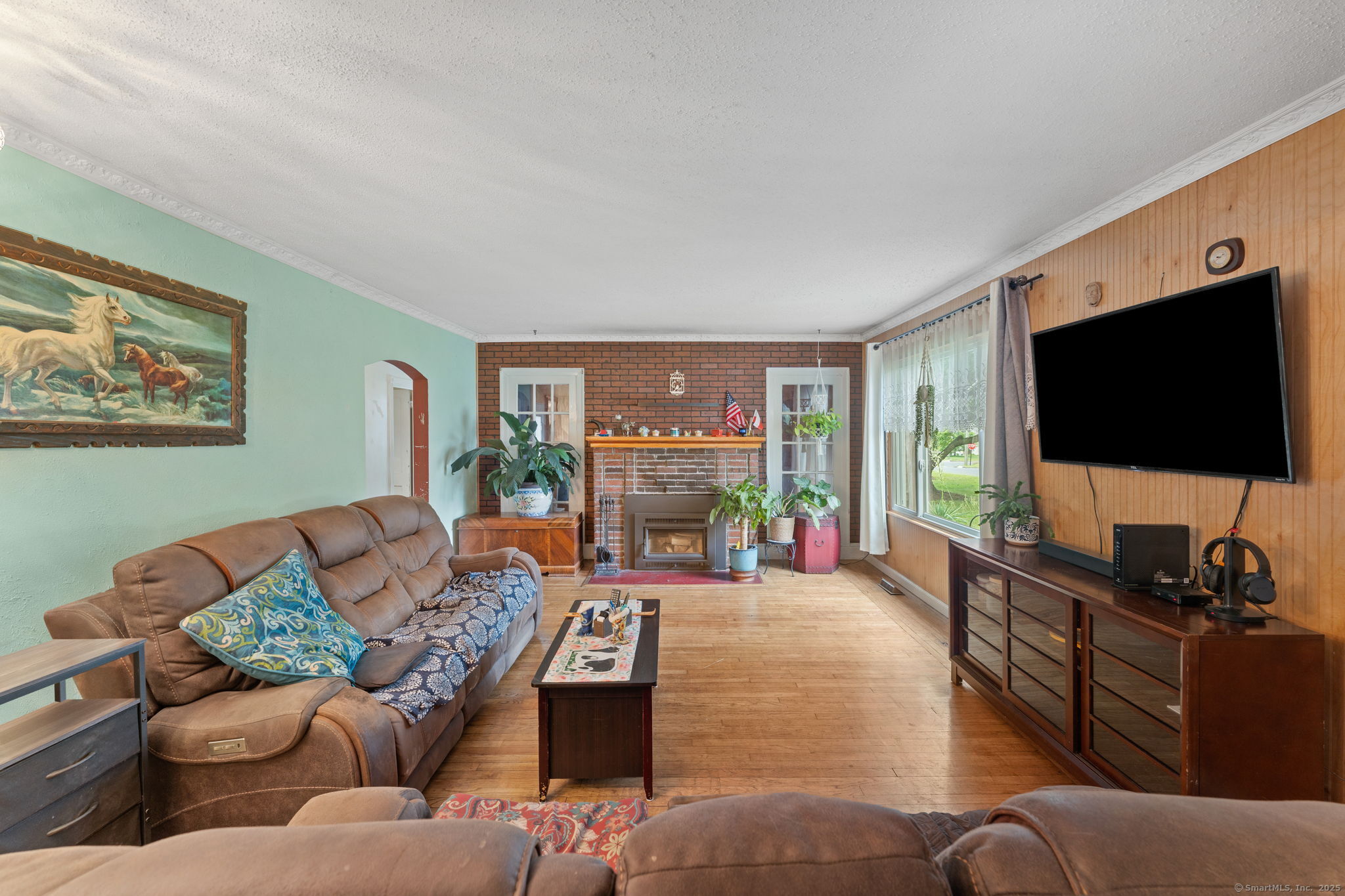 Bristol, Connecticut 06010, United States, 3 Bedrooms Bedrooms, ,2 BathroomsBathrooms,Residential,Active,162597