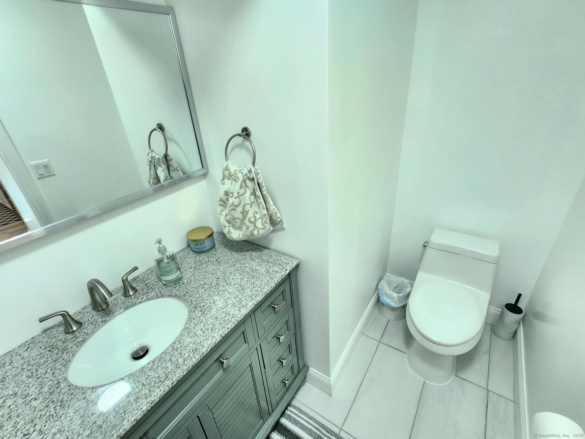 102 Steeplechase Drive #102, Newington, Connecticut image 11